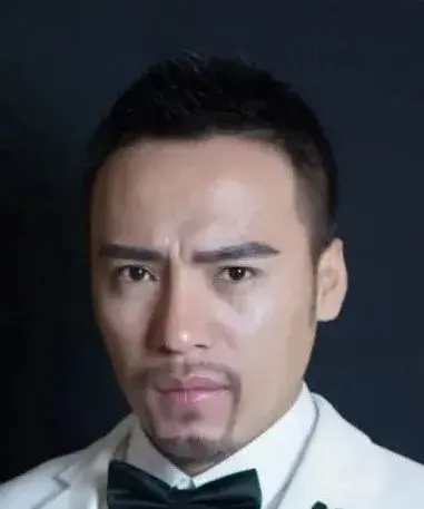 بیوگرافی Pang Xian Dong