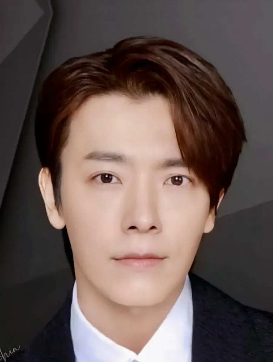 بیوگرافی Lee Dong Hae
