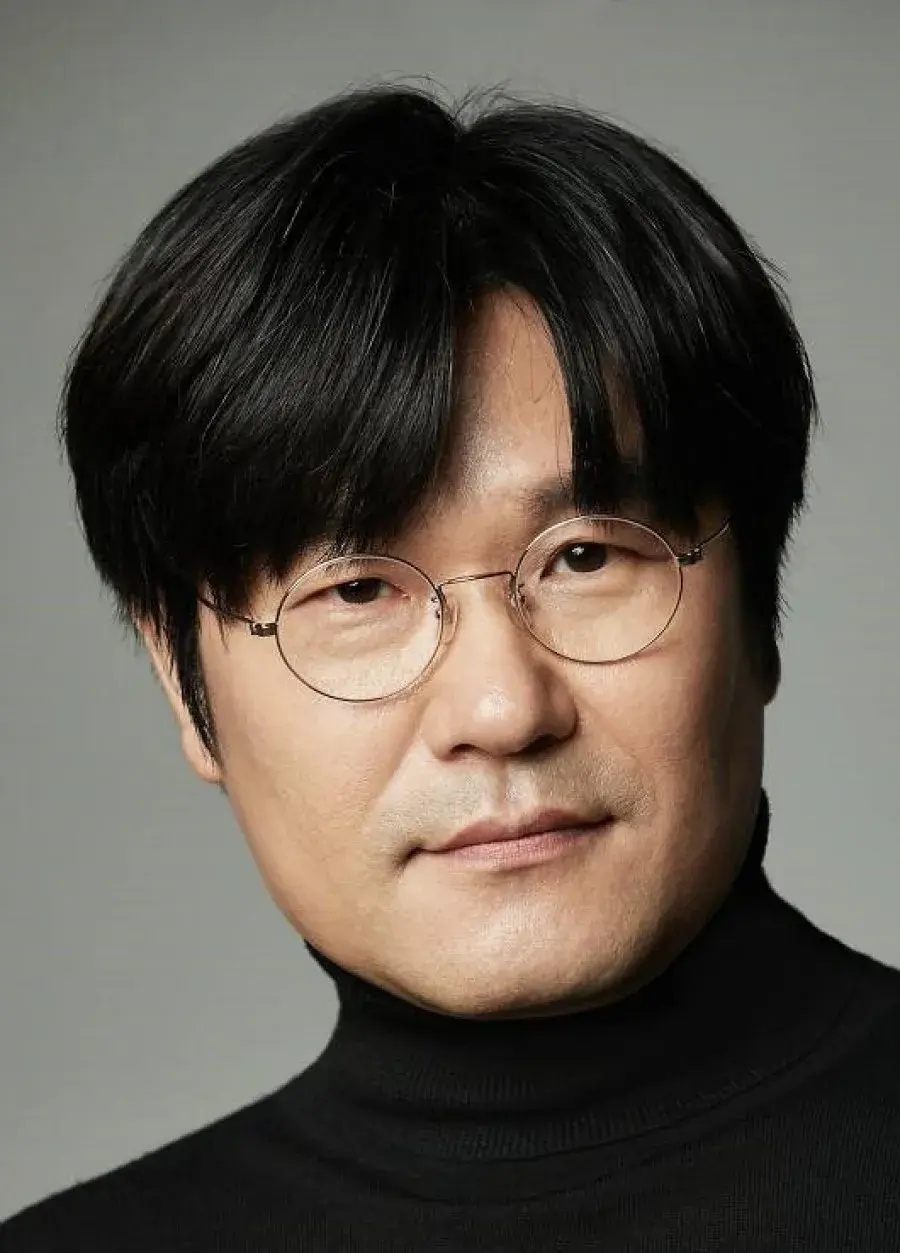 بیوگرافی Lee Kyu Hoe