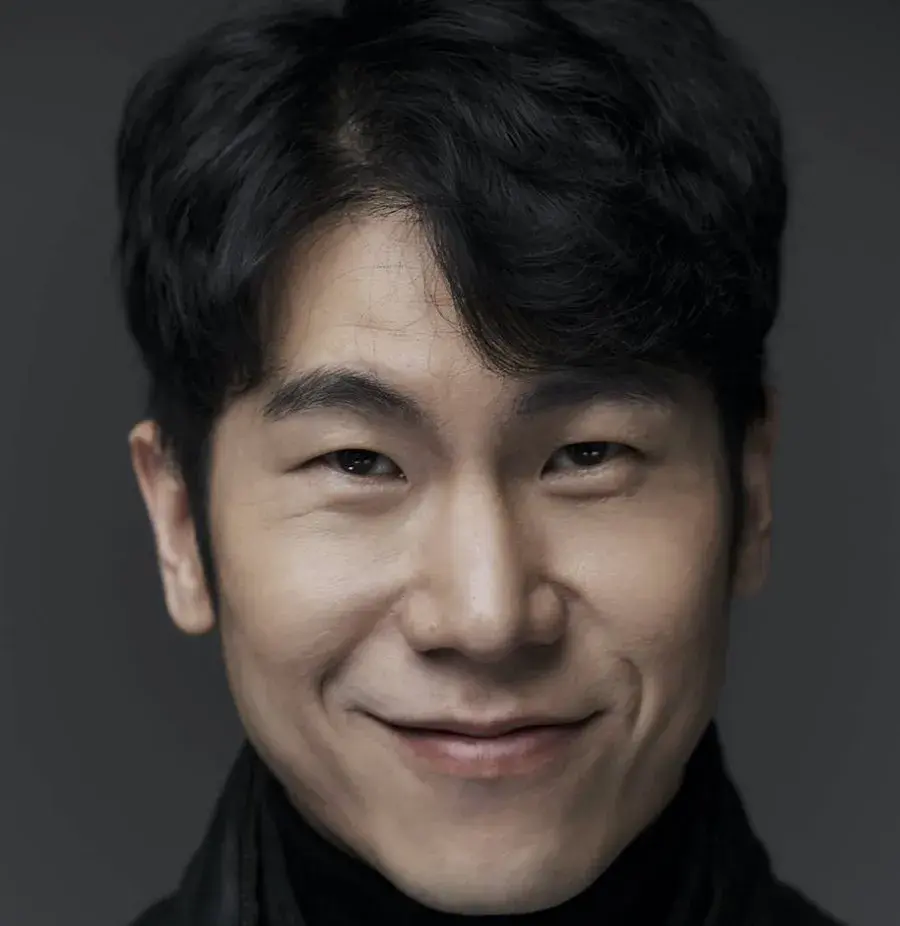 بیوگرافی Kim Eun Woo