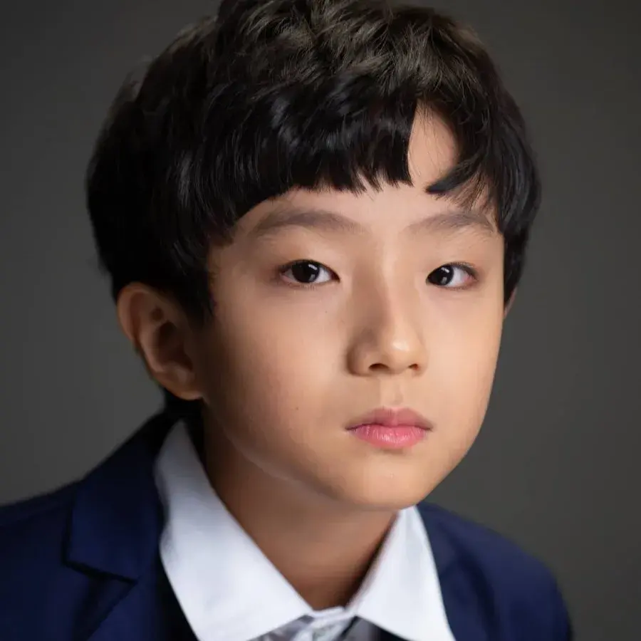 بیوگرافی Jin Jae Hee