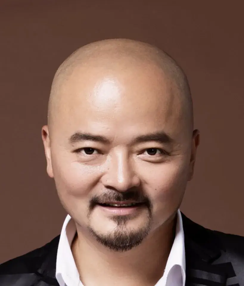 بیوگرافی Zhou Lang