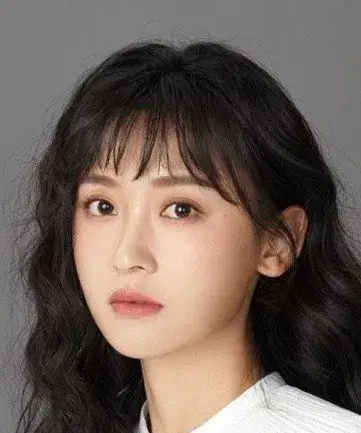 بیوگرافی Xiong Xiao Xiao