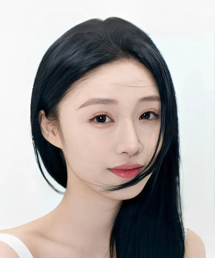 بیوگرافی Hou Yi Ge