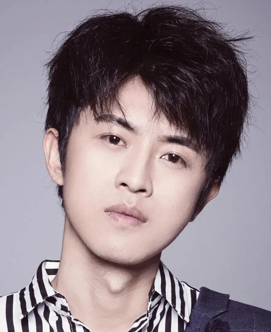 بیوگرافی Zhang Xiao Shuai