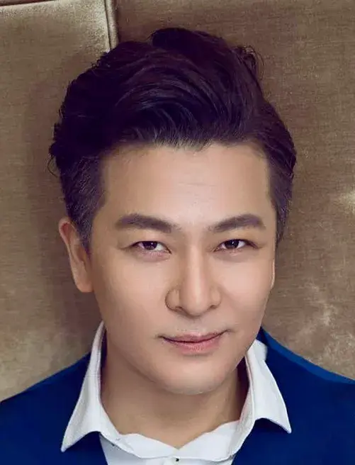 بیوگرافی Yu Yi