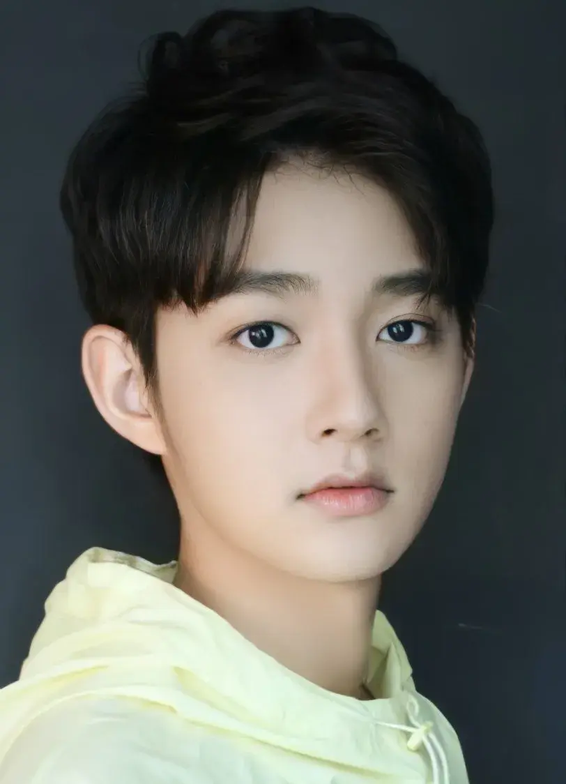 بیوگرافی Zhao Zi Qi