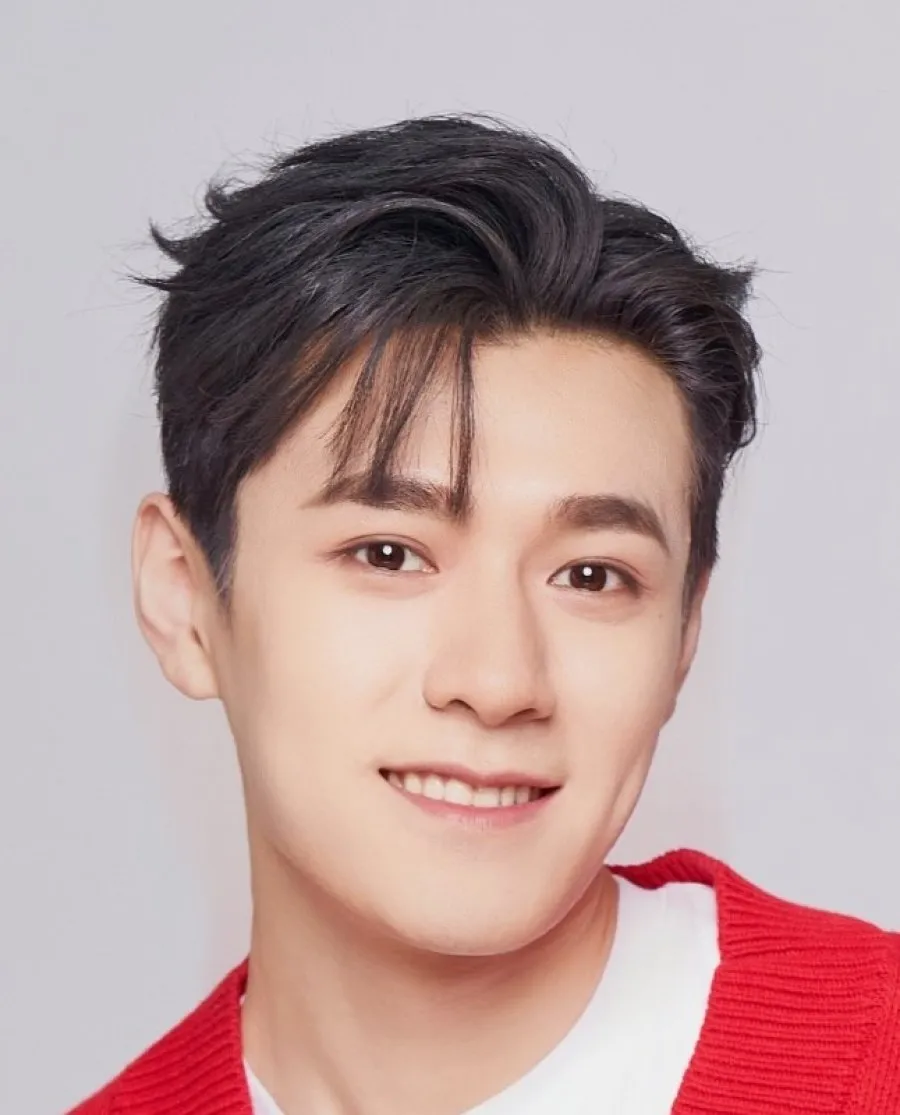 Yi Bai Chen