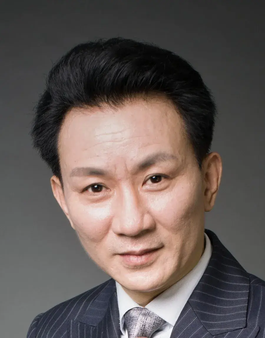 بیوگرافی Zhou Jie