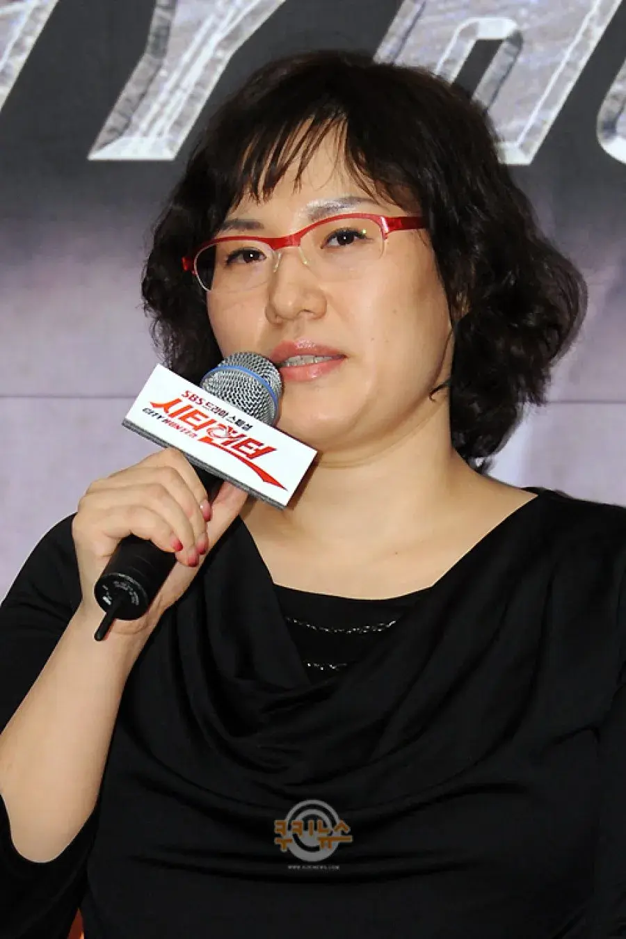 بیوگرافی Hwang Eun Kyung