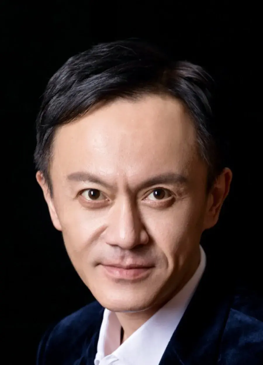 بیوگرافی Qian Yi