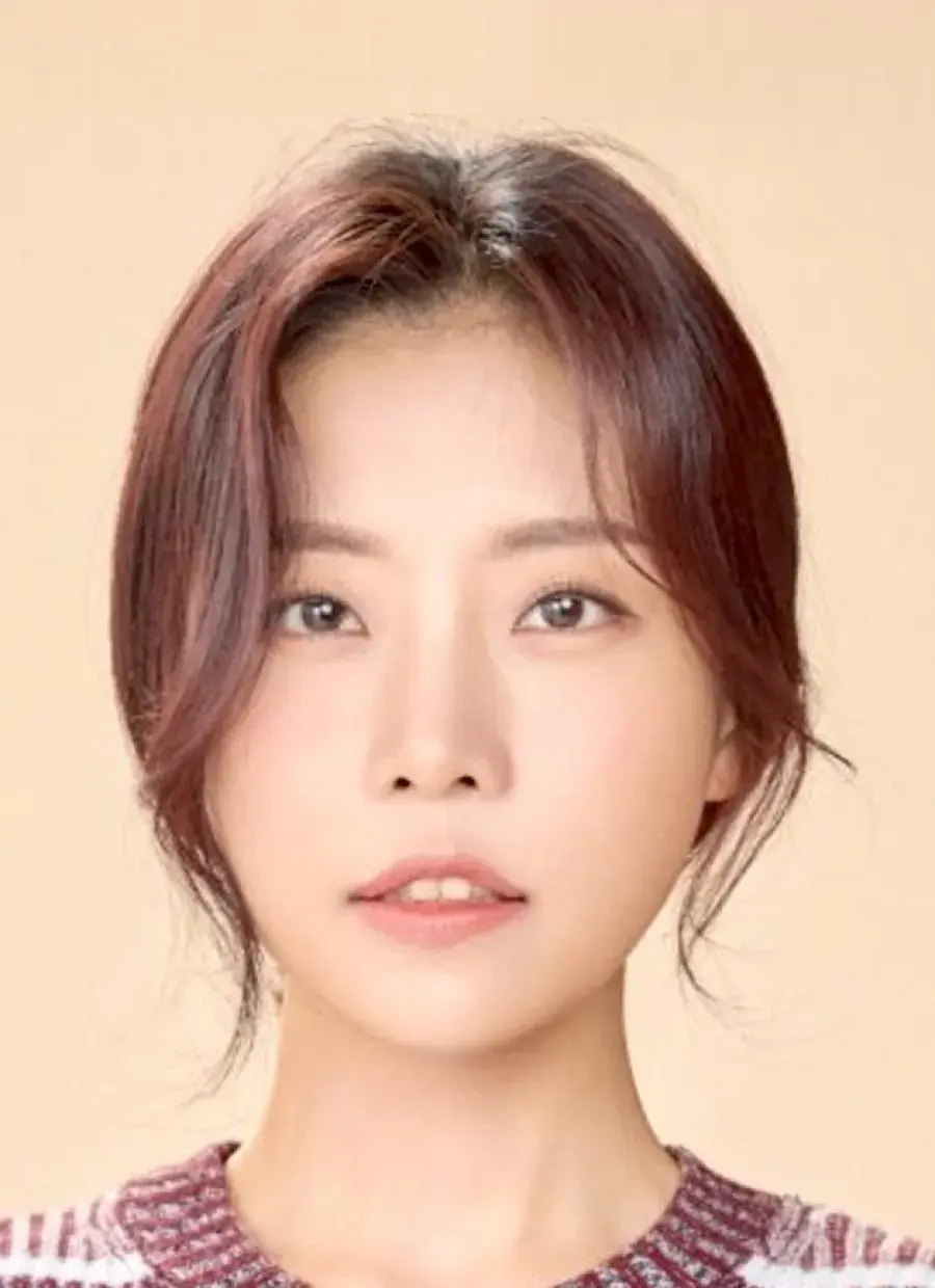 بیوگرافی Seo Ye Hwa