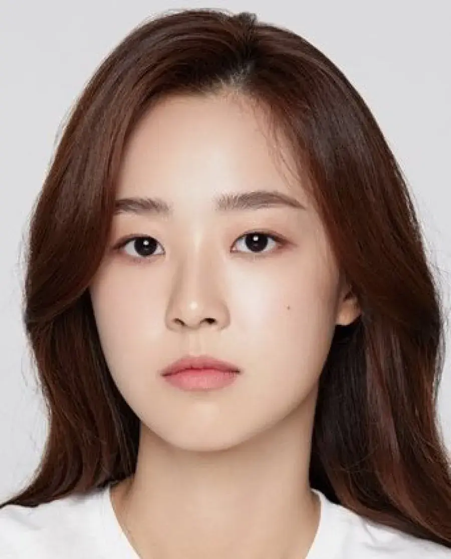 بیوگرافی Choi Ye Bin