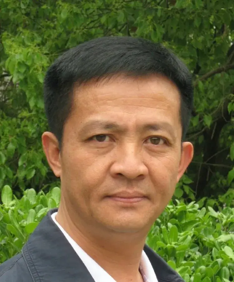 بیوگرافی Shi Jian Tao