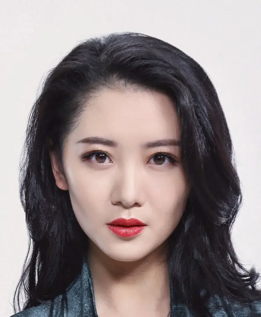 بیوگرافی Lu Yan Bei