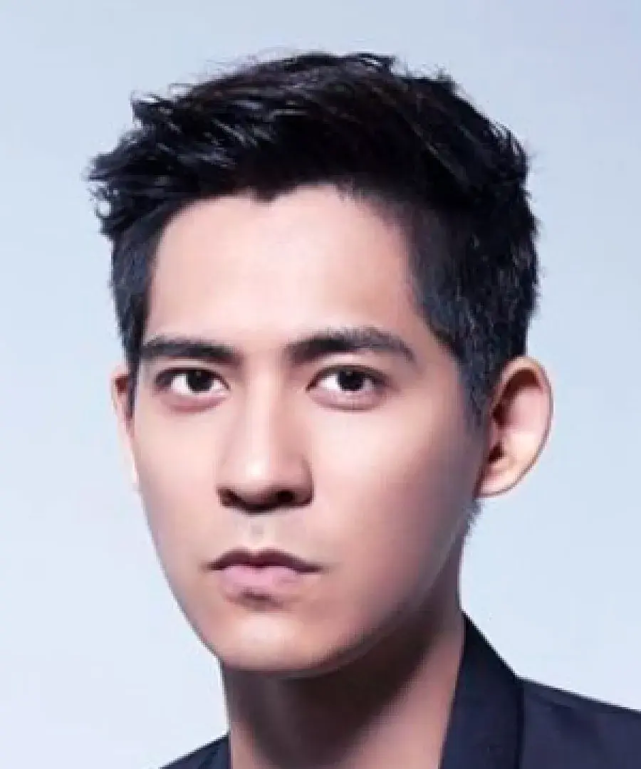 بیوگرافی Zhou Yu Min