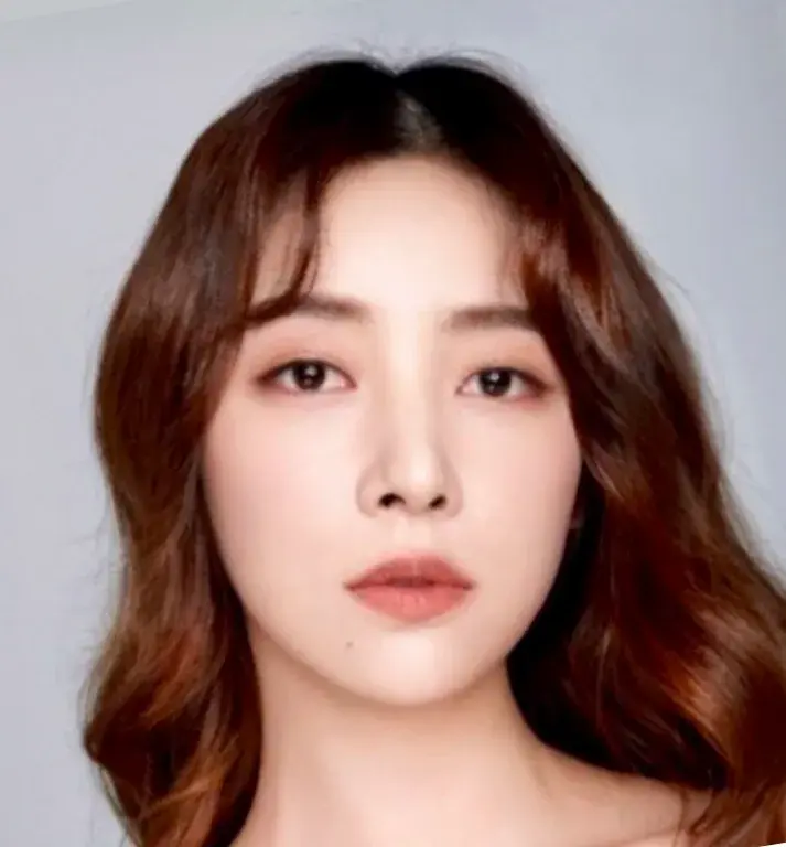 بیوگرافی Baek Sang Hee