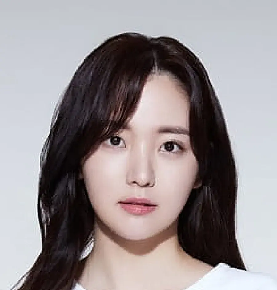 بیوگرافی Kim Chae Eun