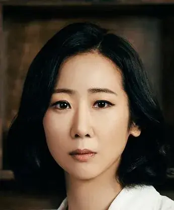 بیوگرافی Lee Ji Hyun