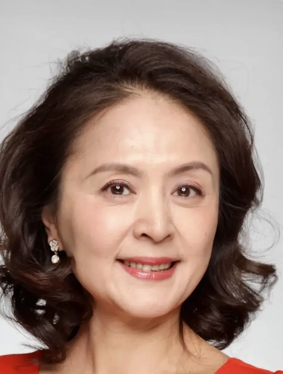 بیوگرافی Zhou Ling