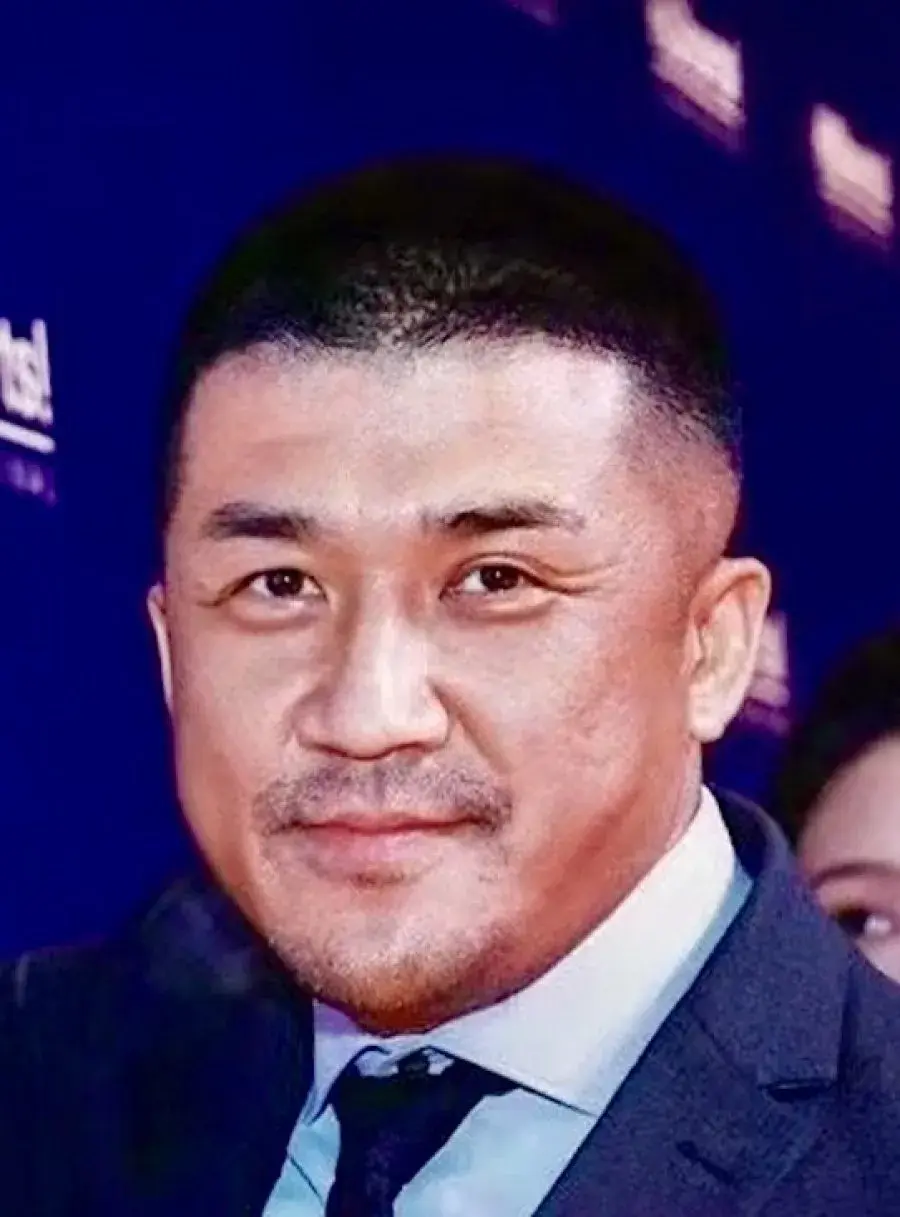 بیوگرافی Zhang Hong Wei