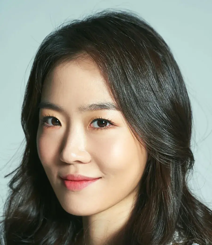 بیوگرافی Joo Min Kyung