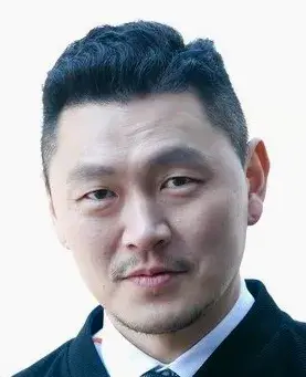 بیوگرافی Yang Dong Geun
