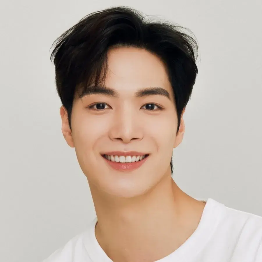 بیوگرافی Kim Jong Hyun