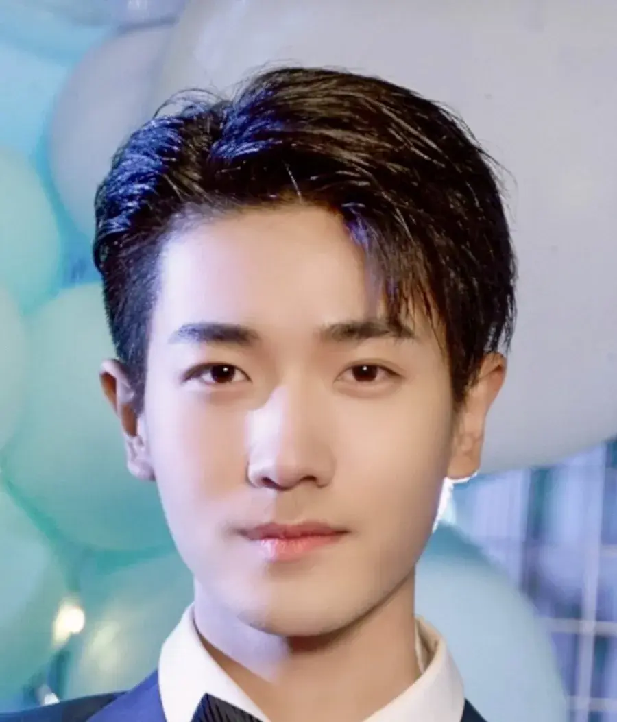 بیوگرافی Wang Jun Hao