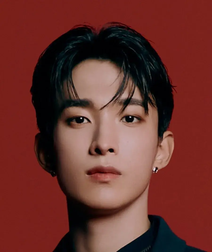 بیوگرافی Lee Seok Min