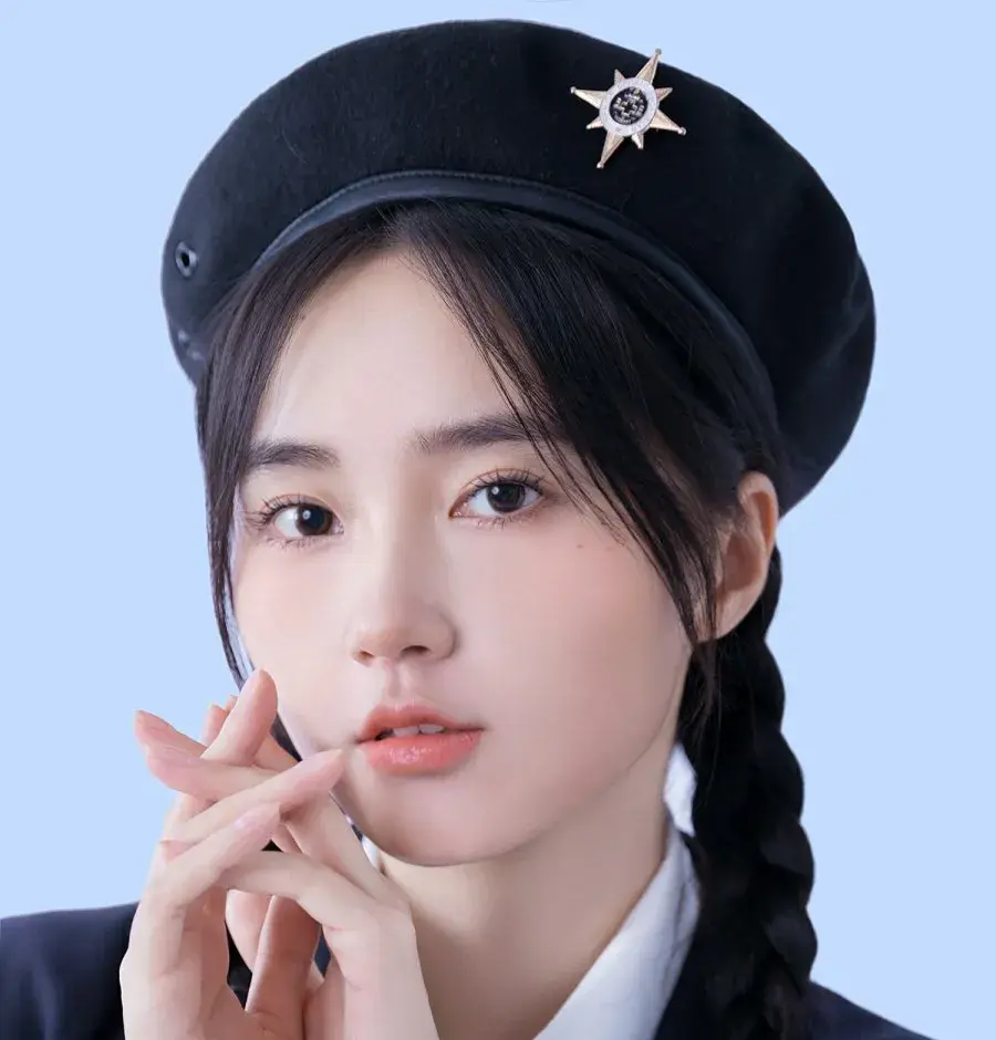 بیوگرافی Wang Yi Lan