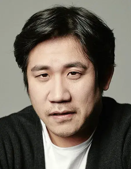 بیوگرافی Kim Dong Yoon