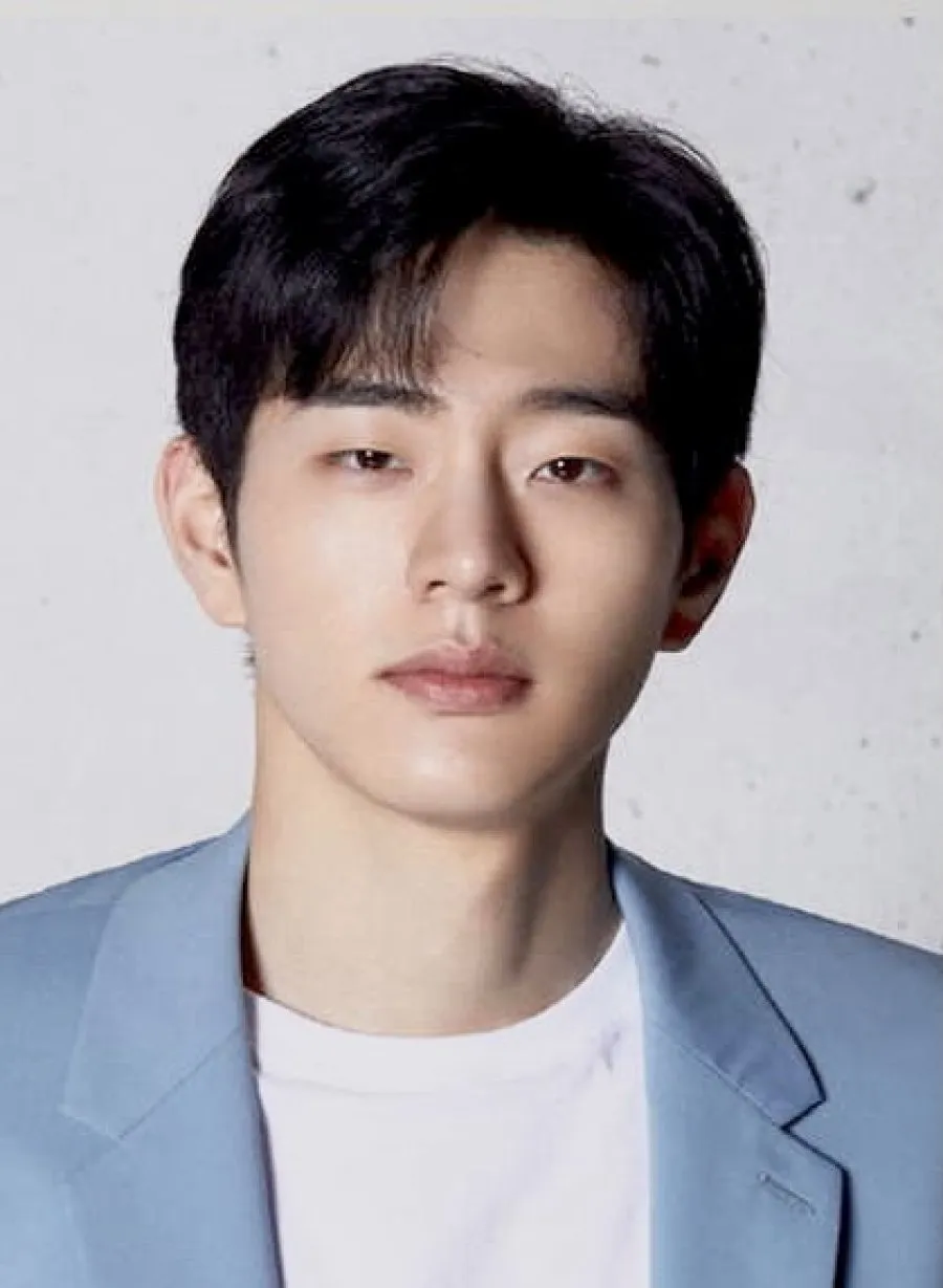 Lee Seung Woo