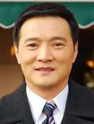 بیوگرافی Wang  Jun