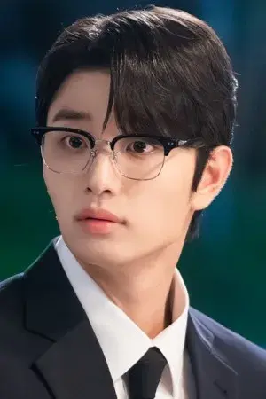 بیوگرافی Kim Yoon Joo