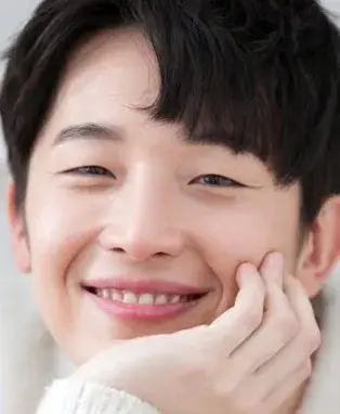 بیوگرافی Lee Je Yeon