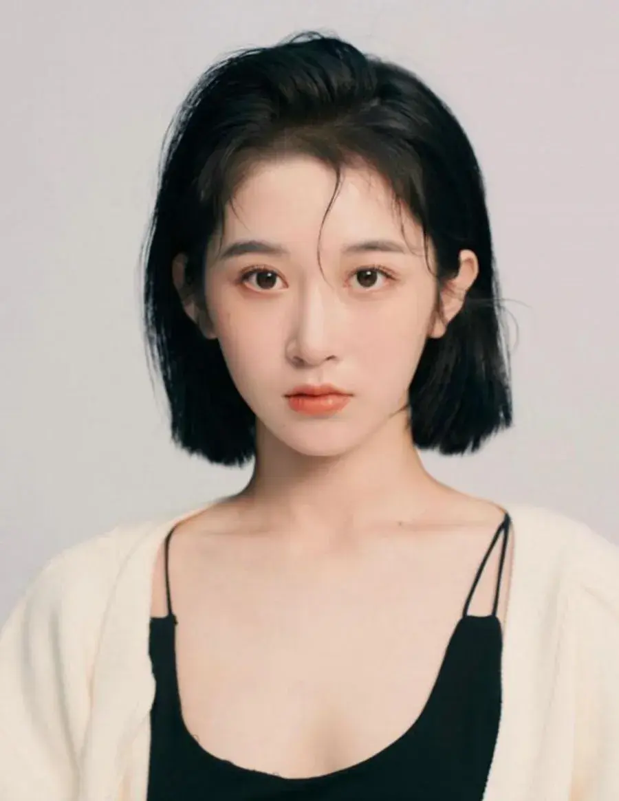 بیوگرافی Ying Shi Ming
