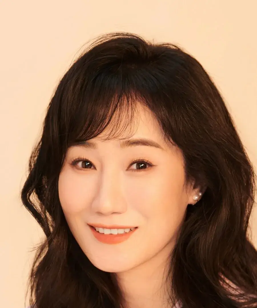 بیوگرافی Huang Rong