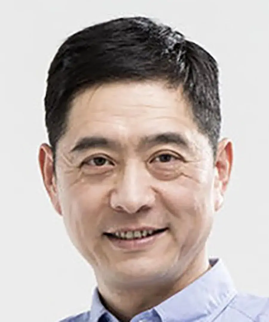 بیوگرافی Lu Zhong