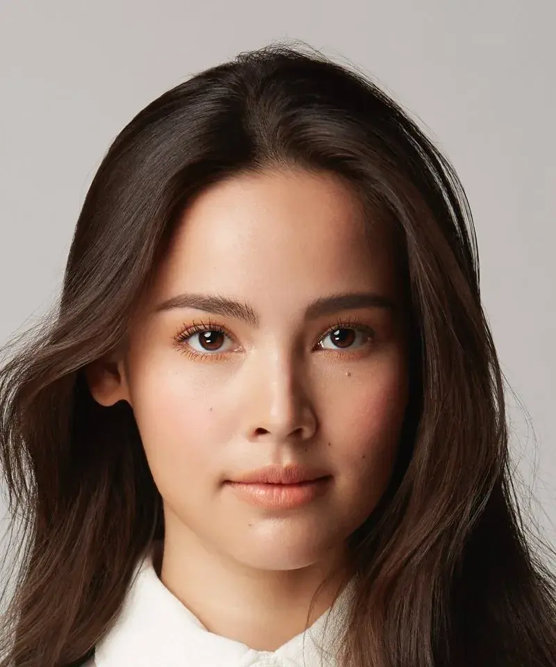 بیوگرافی Sperbund Urassaya
