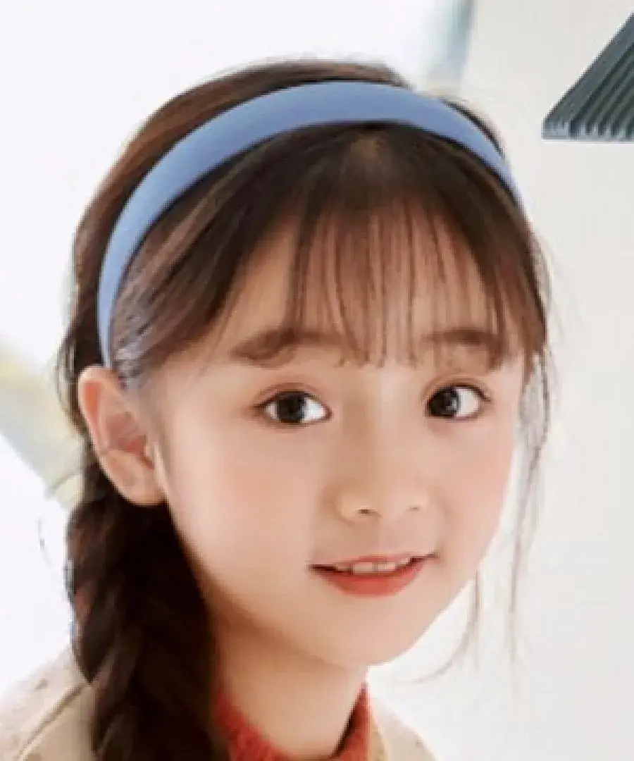 بیوگرافی Feng Xue Ya