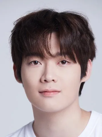 Kim Yoon Shik