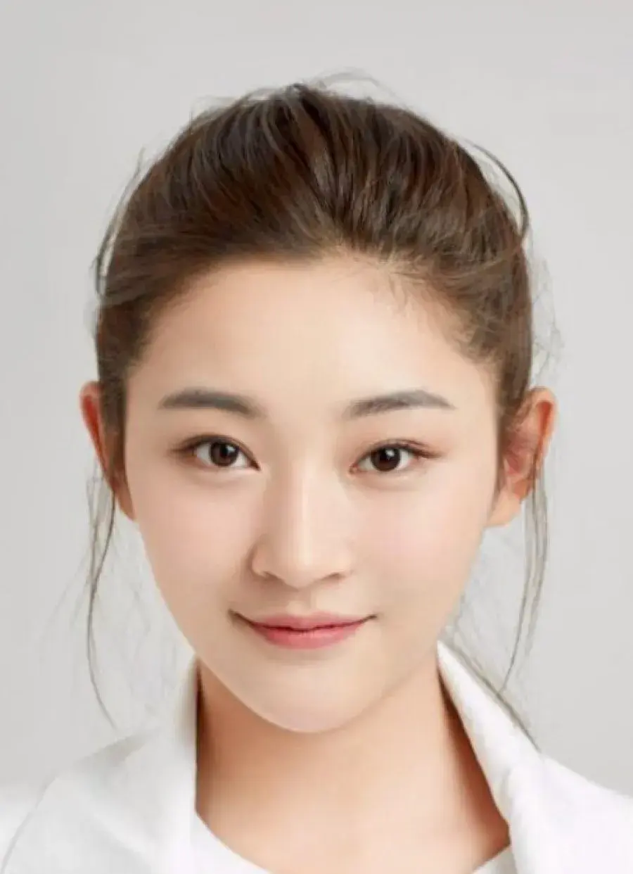 بیوگرافی Jiang Yuan
