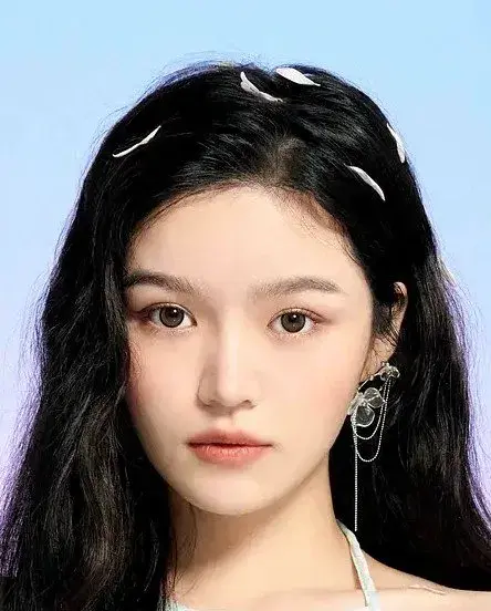 بیوگرافی Lin Qi Yu