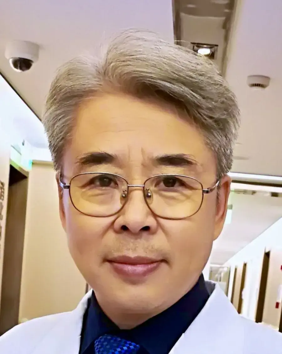 بیوگرافی Zhou Xiao Hai