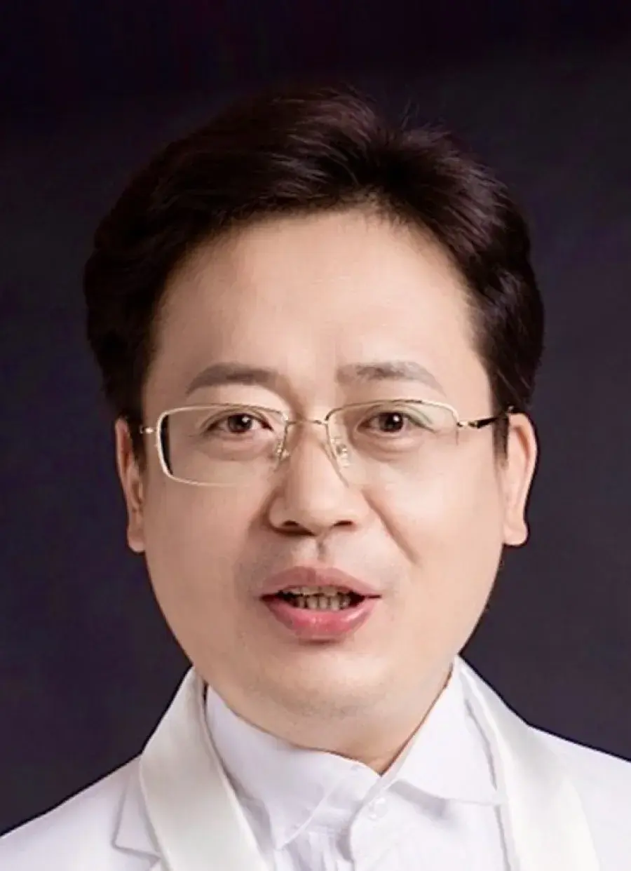بیوگرافی  Xu Ming Zhe