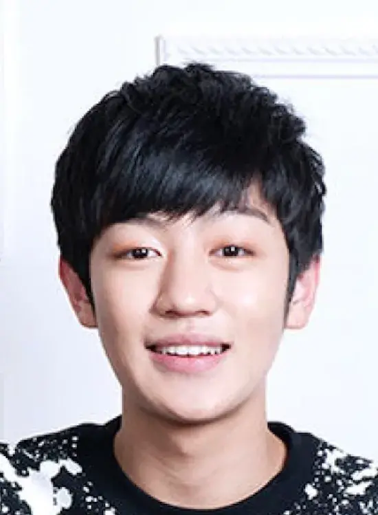 بیوگرافی Chae Sang Woo