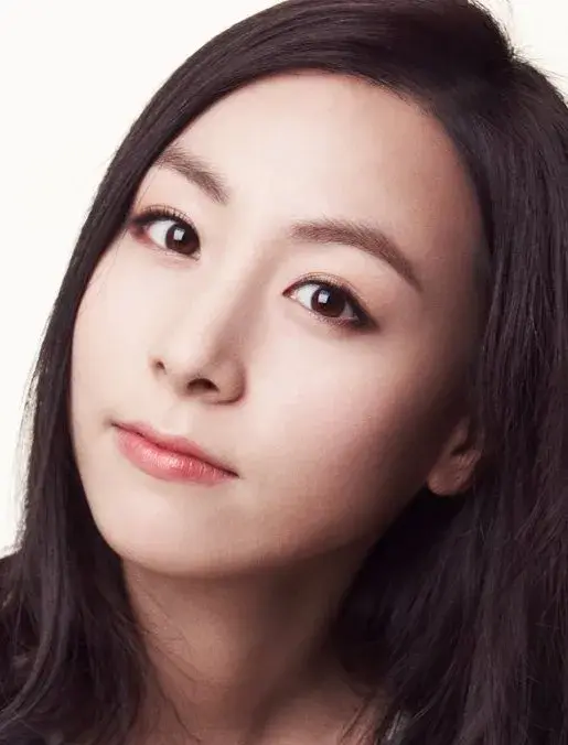 بیوگرافی Kim Hyun Jin