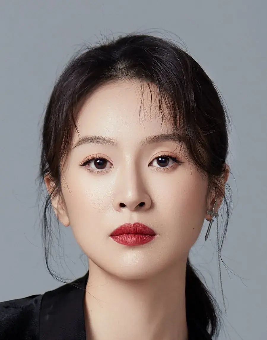 بیوگرافی Lin Yi Ting