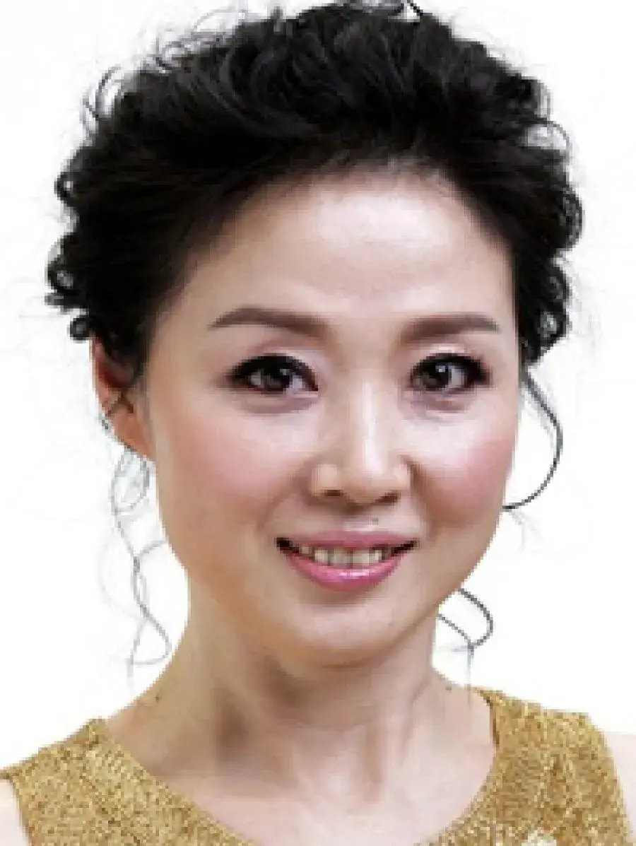 بیوگرافی Baek Hyun Sook